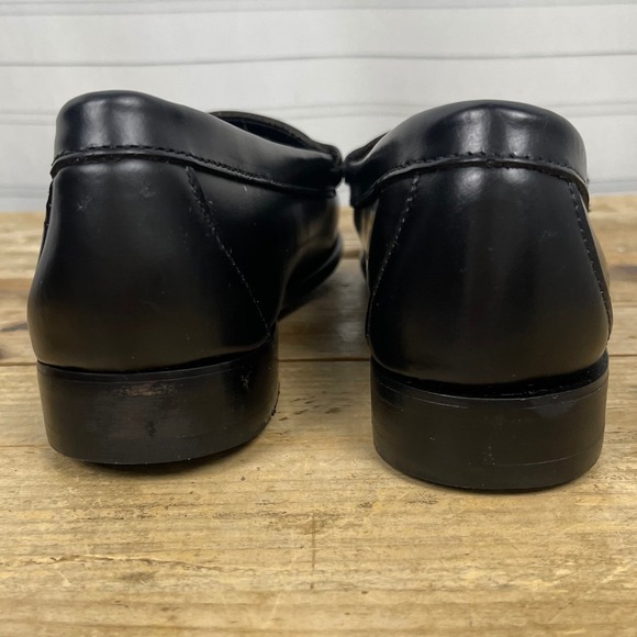 G.H. Bass - Whitney Weejuns Black Leather Penny Loafers - Women's 9 - Picture 3 of 14